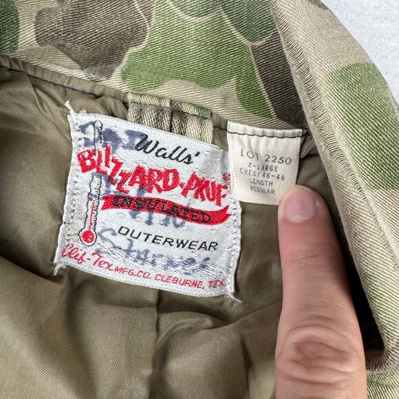 Vintage Walls Blizzard Pruf Coveralls Sz XL Duck Camo Insulated Hunting Outdoors - Picture 3 of 16